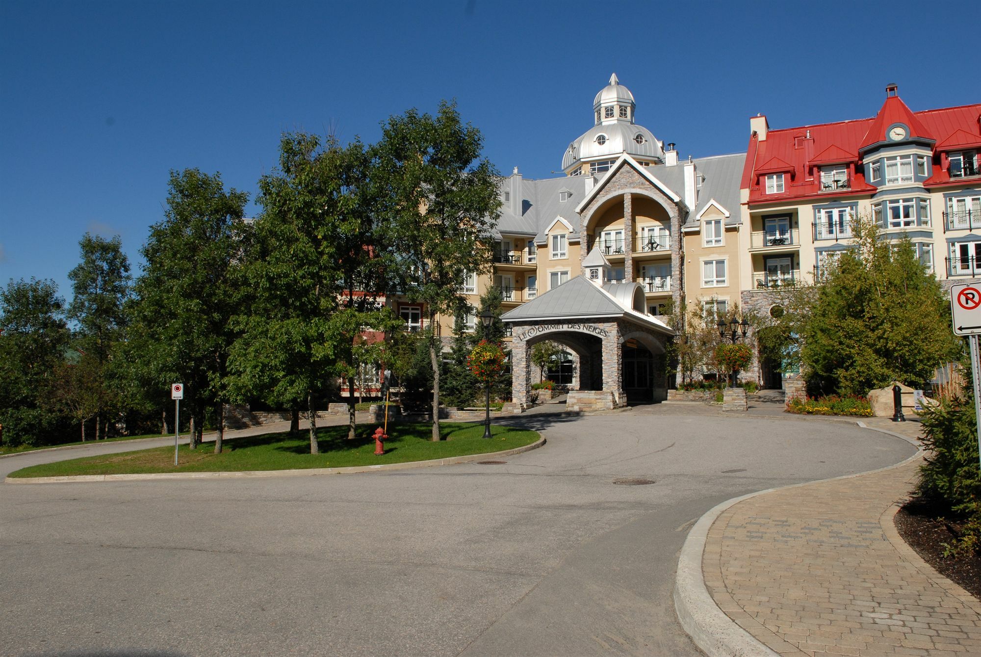 Hotel Sommet Des Neiges Mont-Tremblant Exteriér fotografie